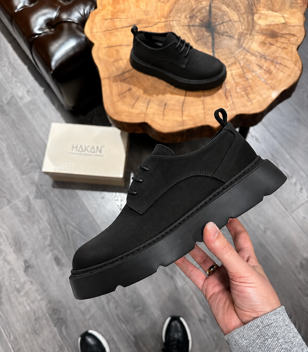 Derby Black (3)