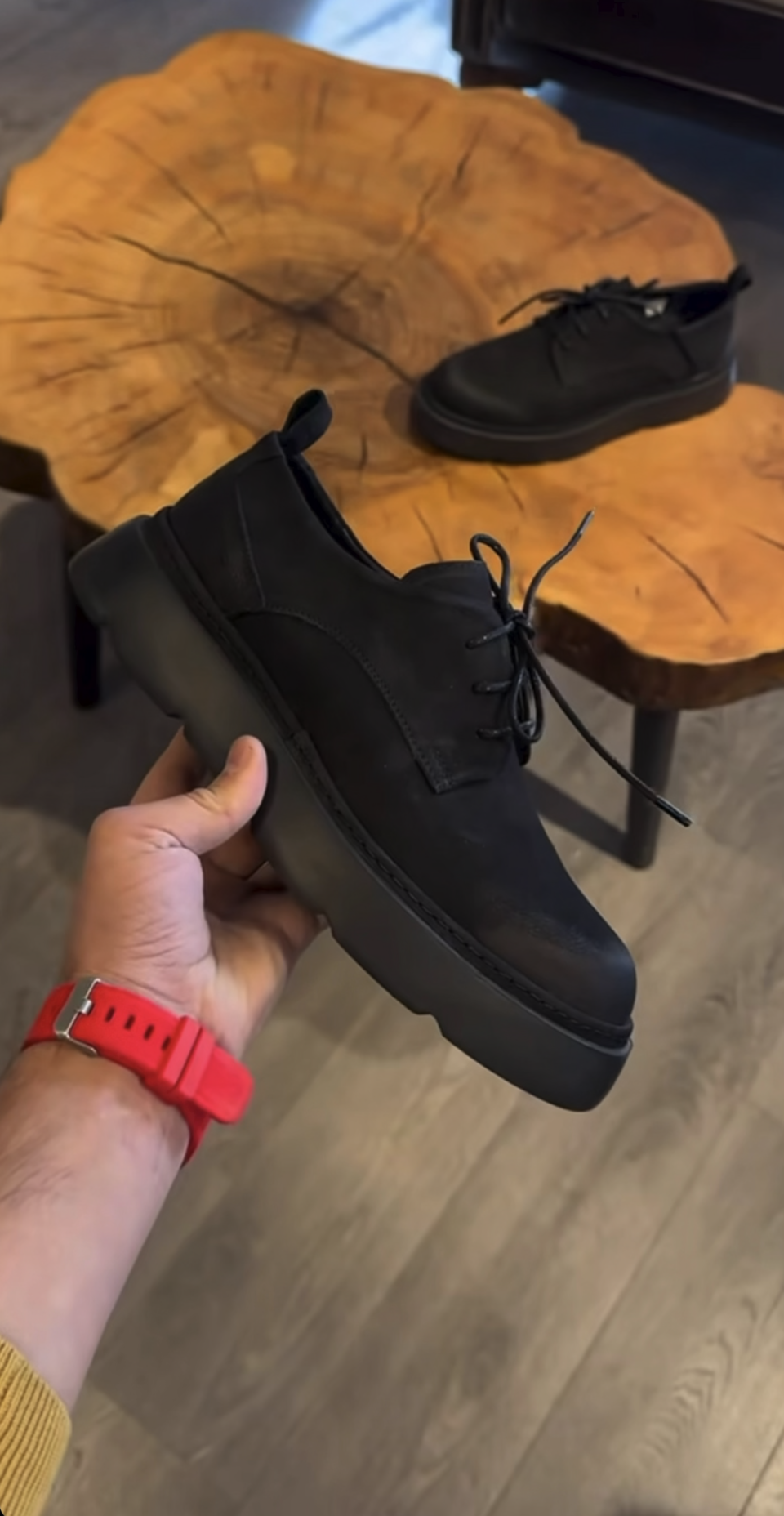 Imperial Derby Black